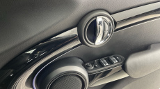 MINI Hatchback 2.0 Cooper S Sport 5dr Auto [Comfort/Nav Pack] Petrol Hatchback